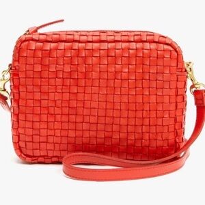 NWOT Clare V woven leather midi sac crossbody purse in poppy. Perfect!